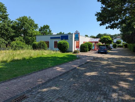 Straßenansicht