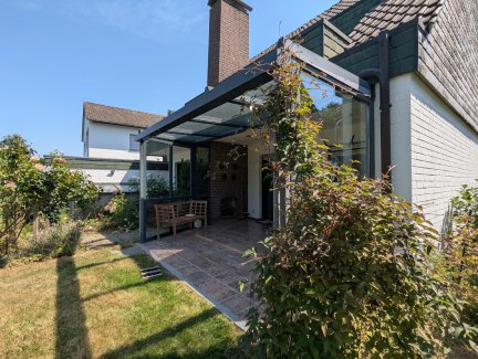Überdachte Terrasse